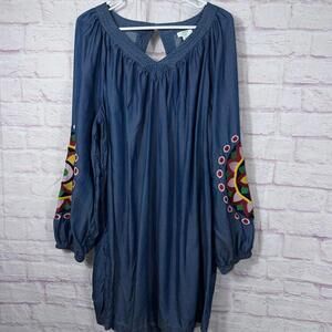 Crown & Ivy Curvy 2X Chambray Bohemian Embroidered Dress